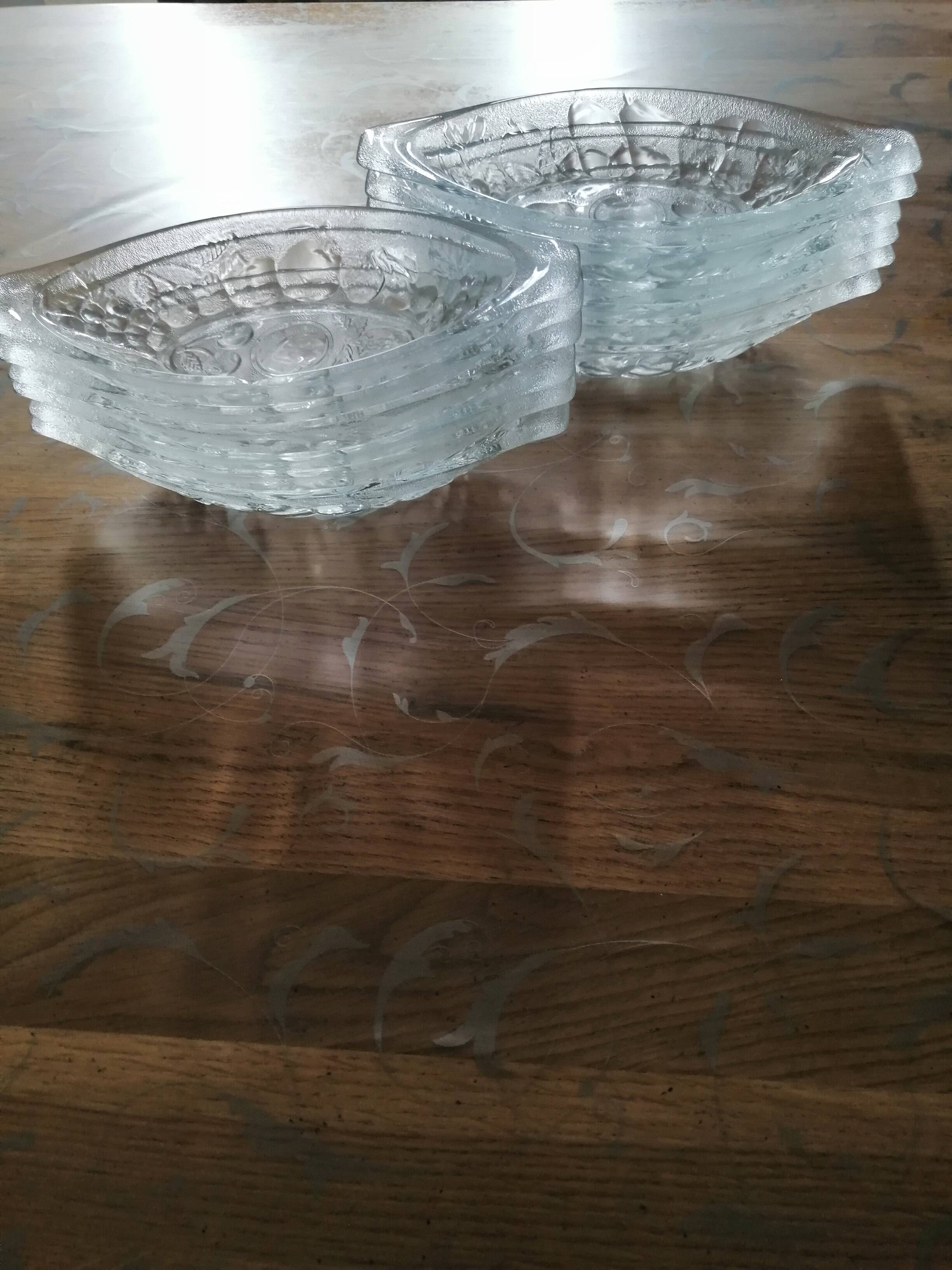 set of 12 vintage transparent glass banana split bowls