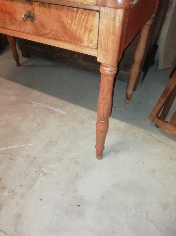 Louis Philippe senior office