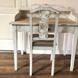 Dressing table with chair