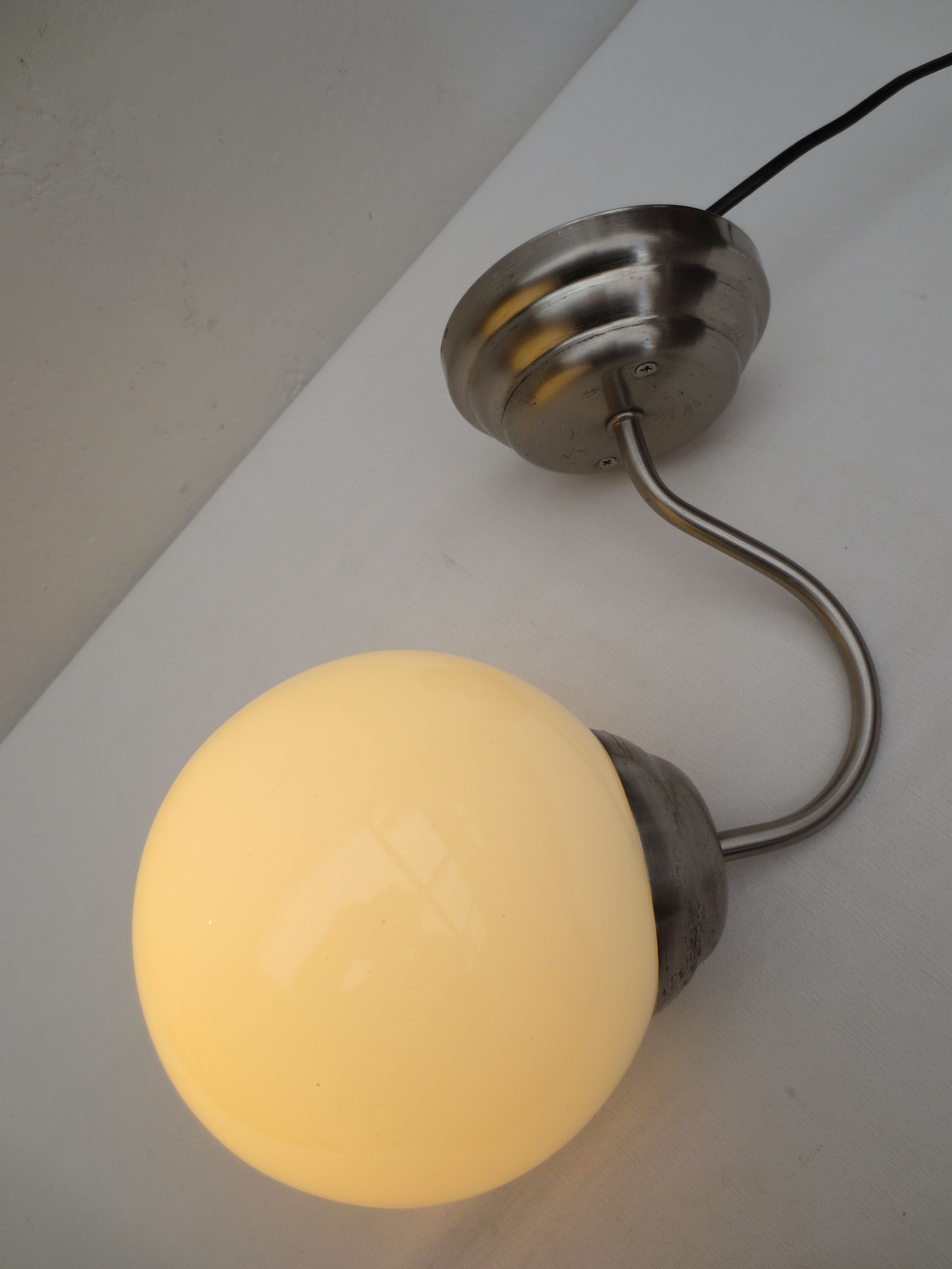 Gooseneck wall lamp, white opaline round globe