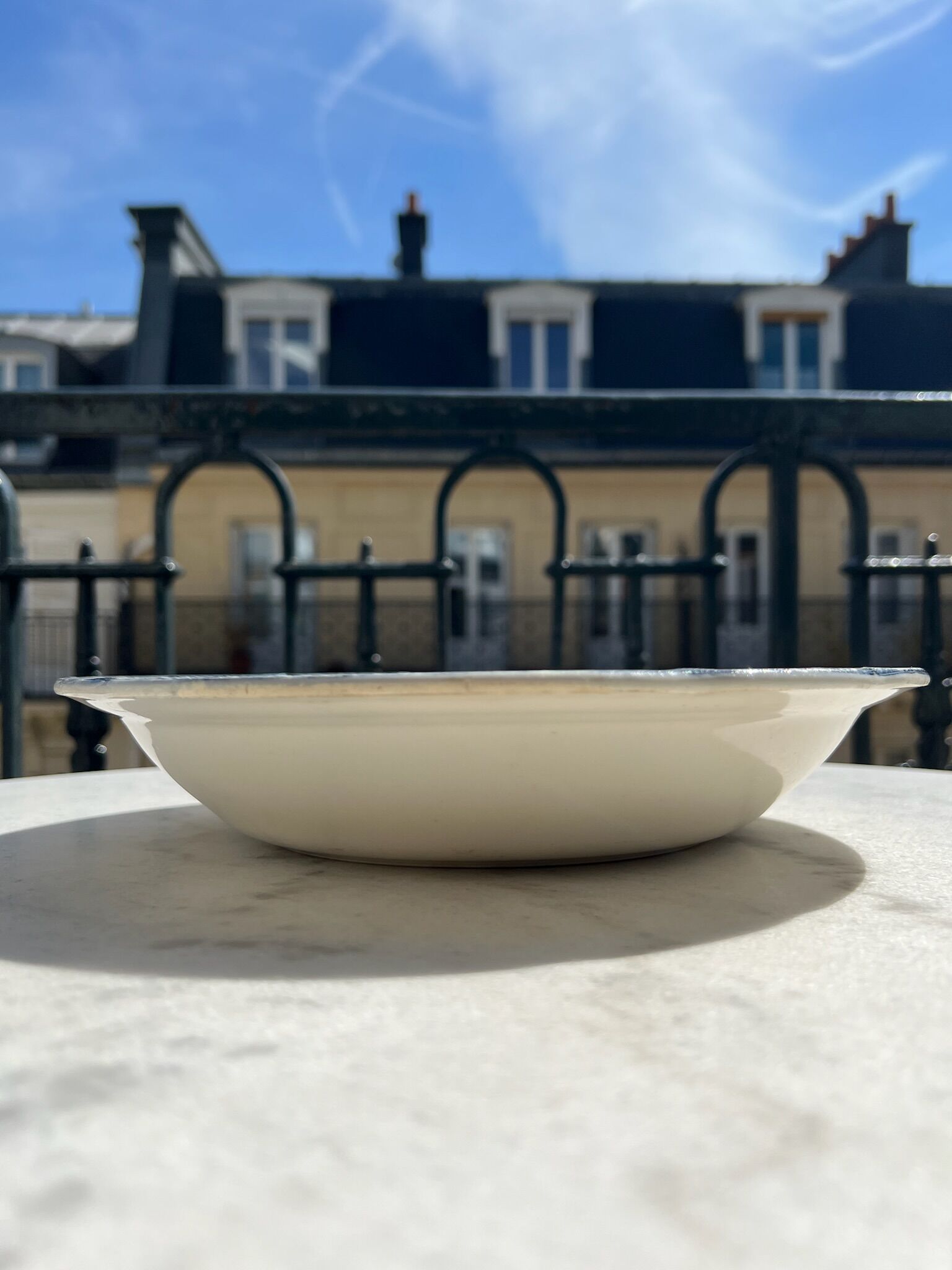 Sarreguemines salad bowl presentation dish