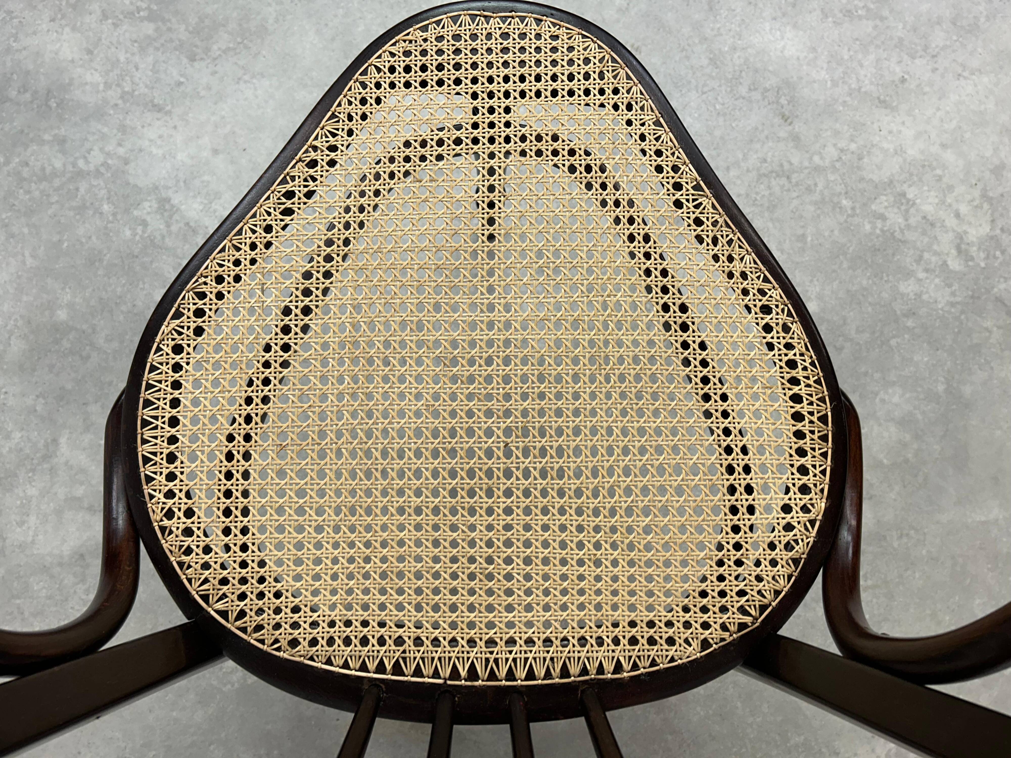 Fauteuil d'angle n°6 par J&J Kohn