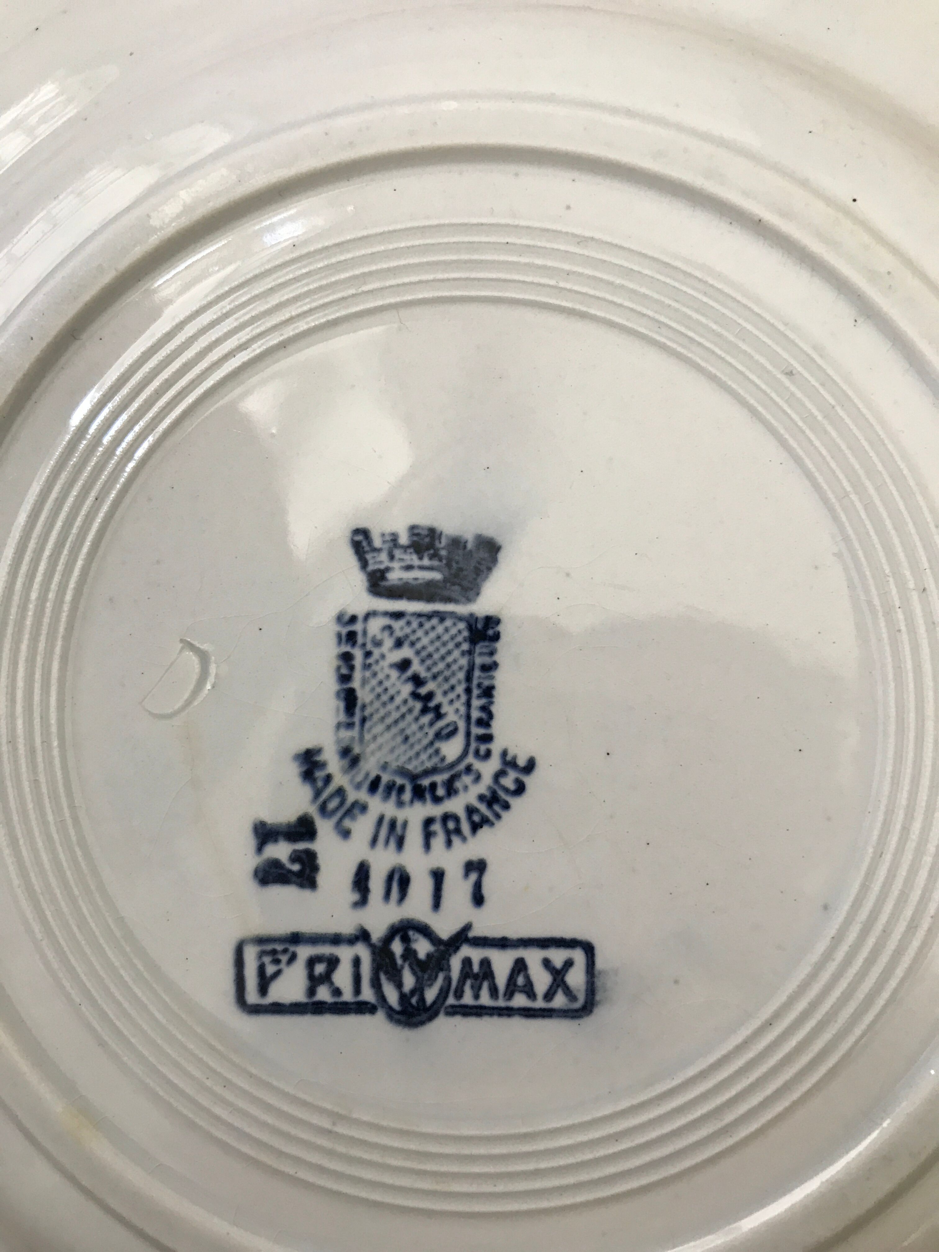 Series of 4 flat plates terre de fer model "primax"