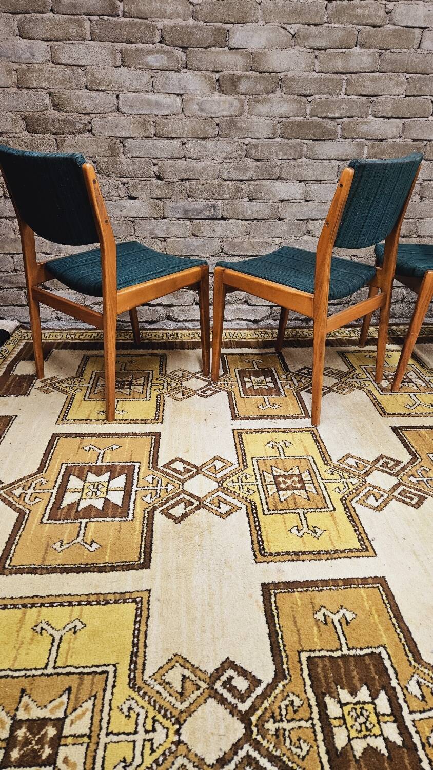 Set of 4 Scandinavian chairs 1960