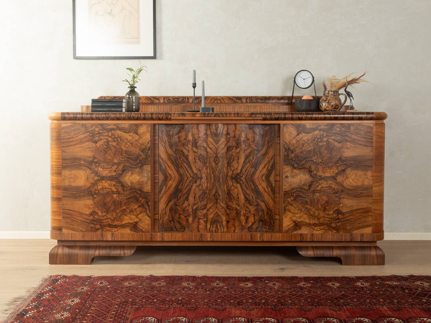 Wonderful Art Deco sideboard from the 1920s