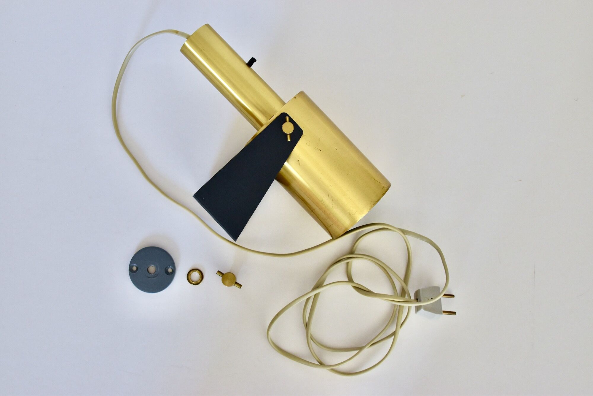 Sonet Wall Light by Hans Per Jeppesen for Fog & Mørup, 1960s Denmark