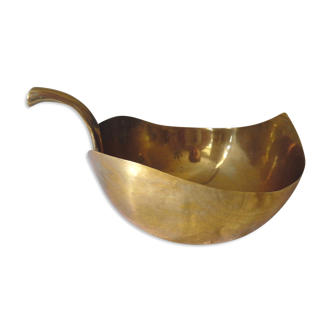 Empty pocket brass