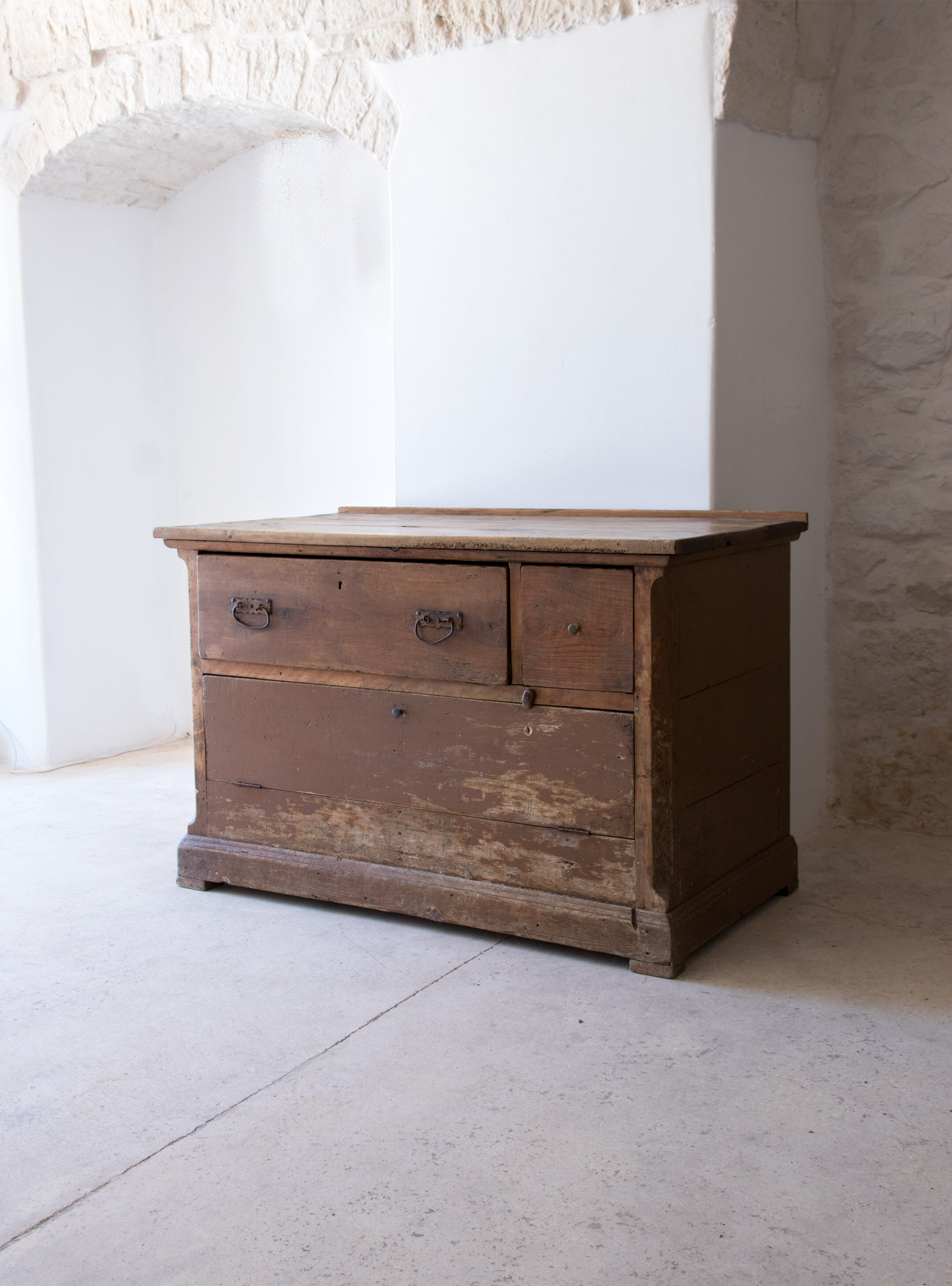 Antique italian kirchen cabinet xix century