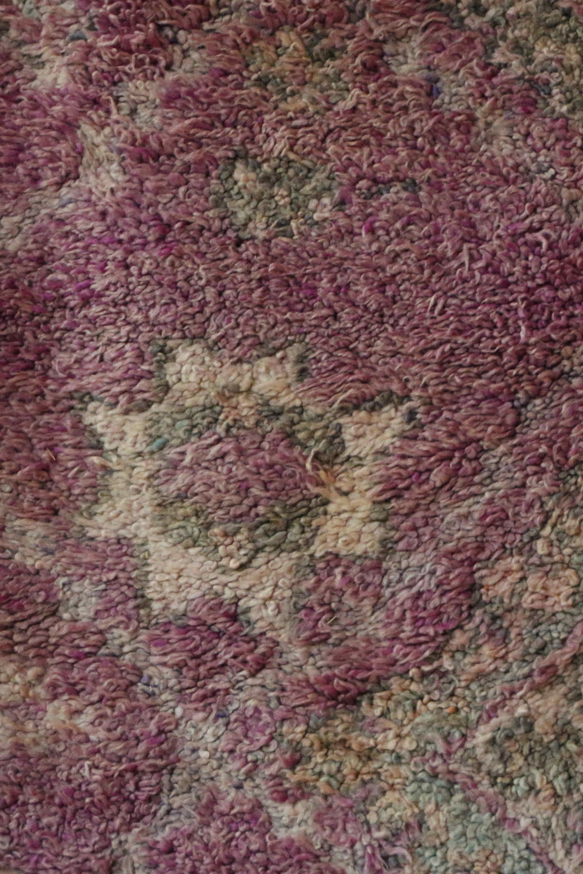 Moroccan carpet 170 x 270 cm