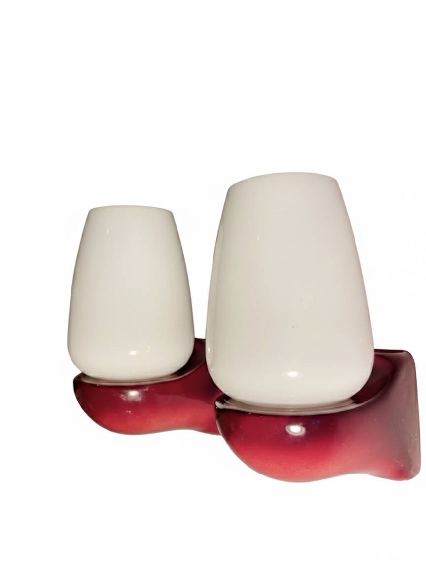 Pair of vintage Italian Greggio Space Age wall lights 60/70 opalines Made