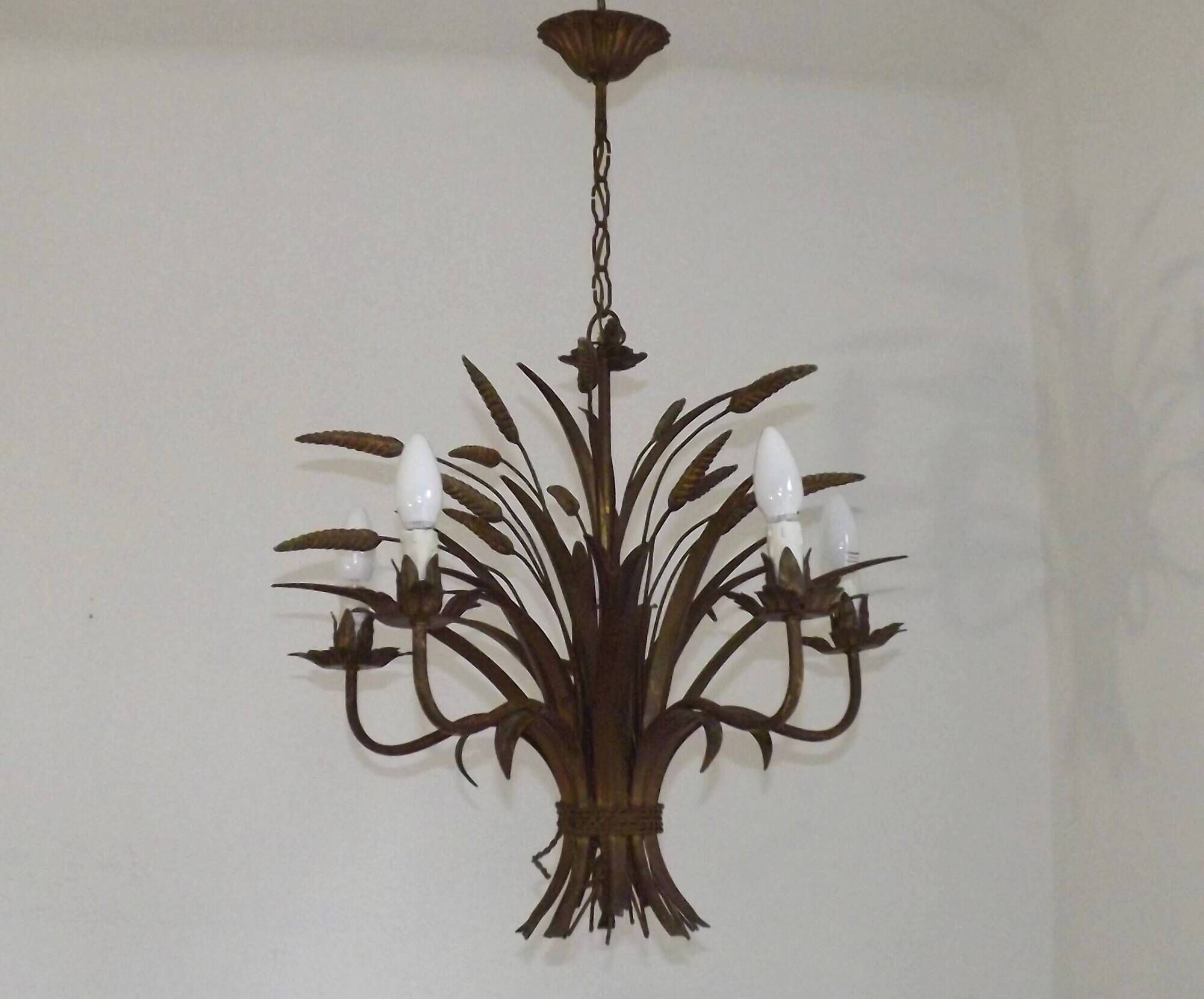 Vintage Hollywood Regency Wheat Sheaf Gold Gilt Metal 5 Light Chandelier