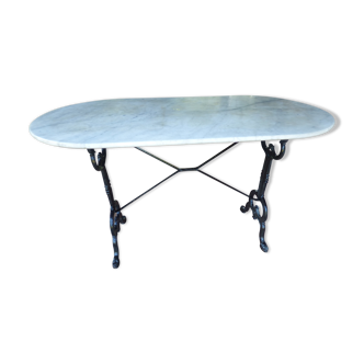 Bistro table
