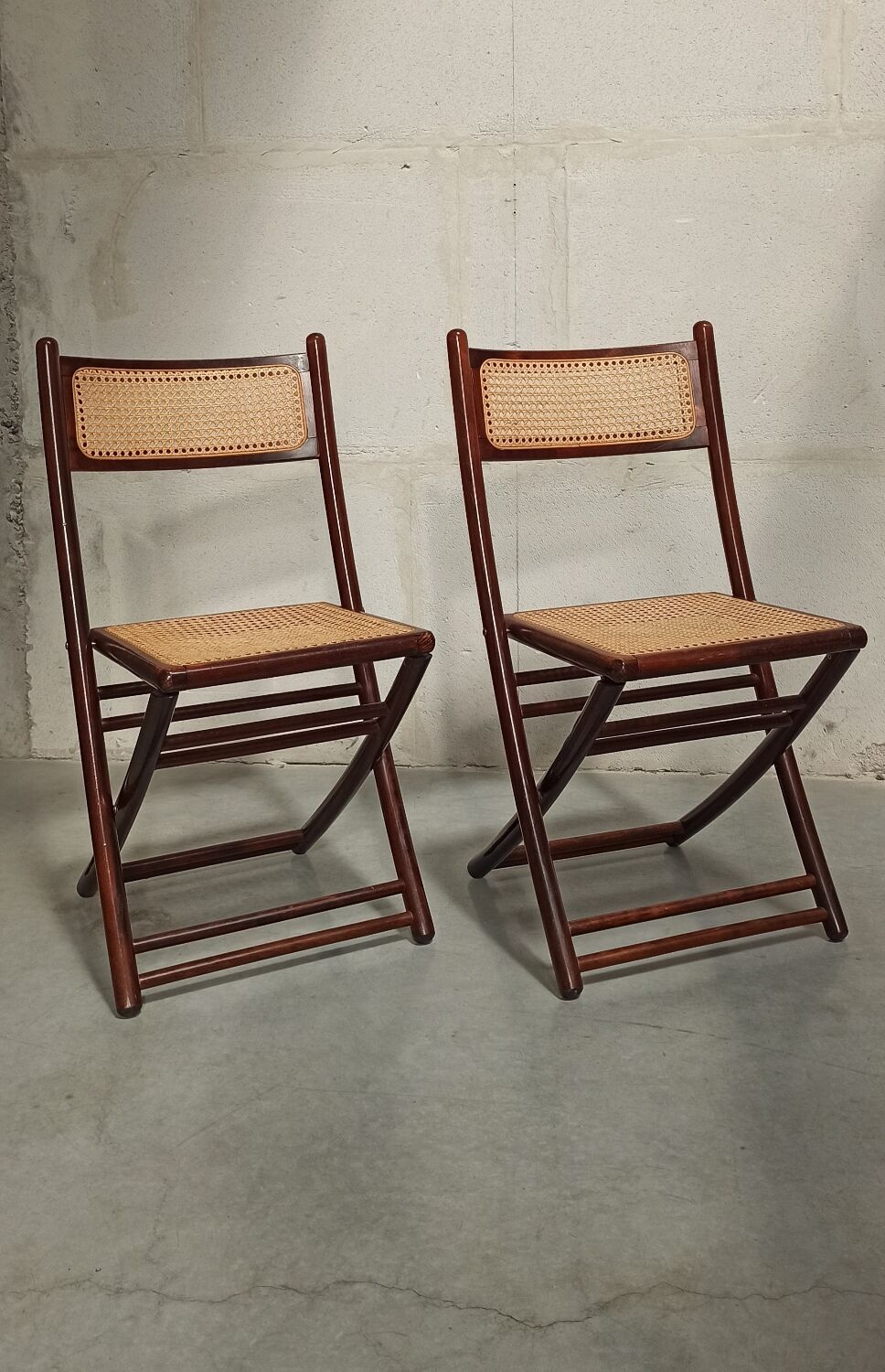 Folding chairs in wood and cane, 80's