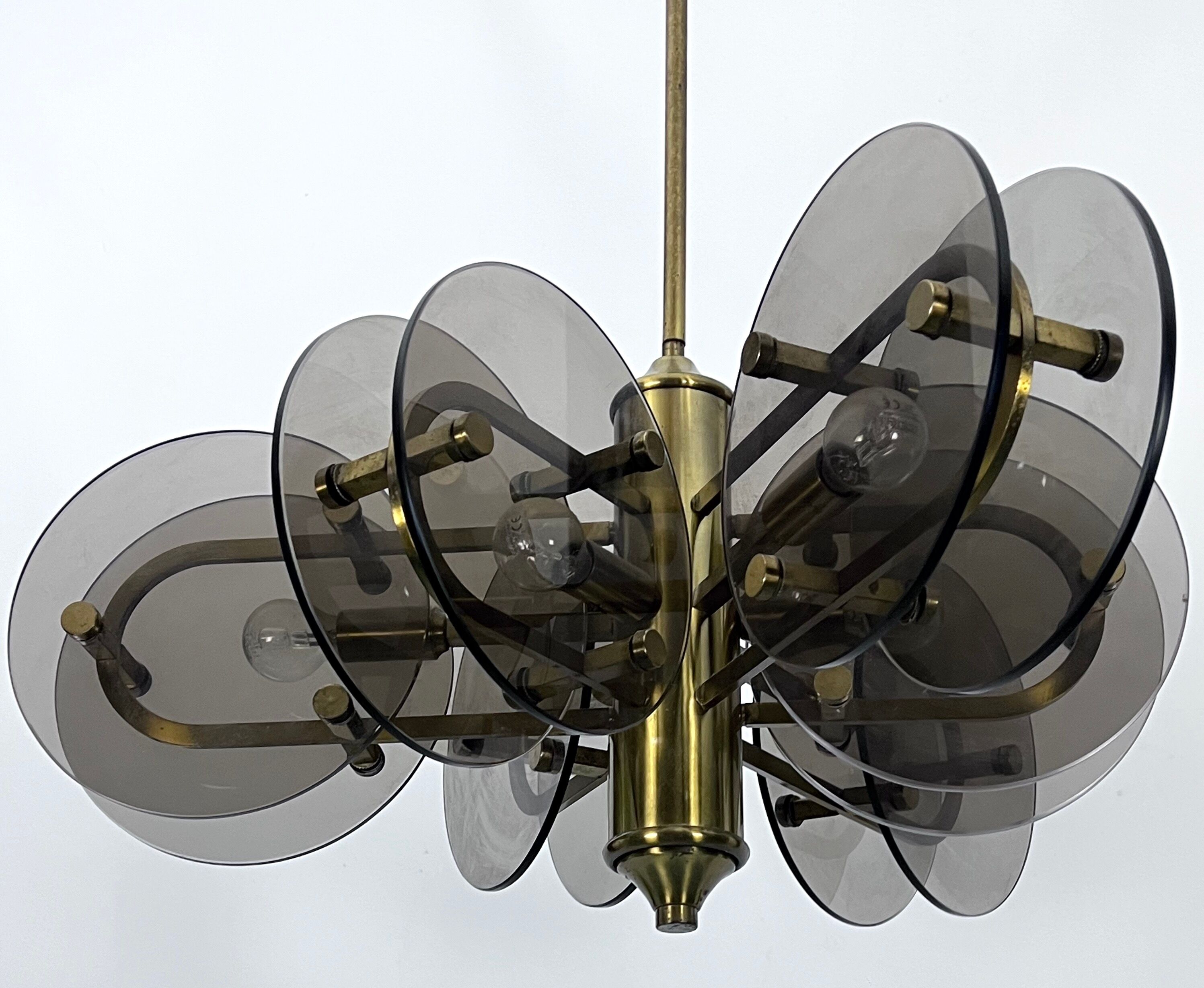 Postmodern brass and thick glass chandelier by Gino Paroldo. Italy 1970s