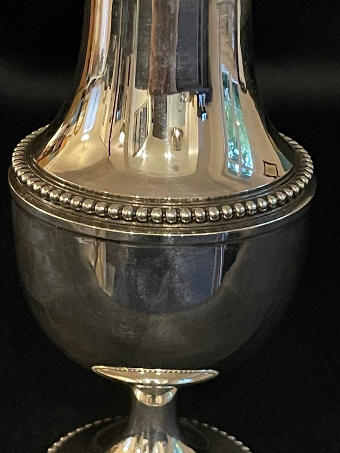 Solid silver sprinkler, neck brace hallmark, very good condition