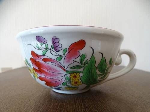 Kg luneville "street lamp" 2 breakfast cups for coffee or tea, earthenware, hand-painted flowers.