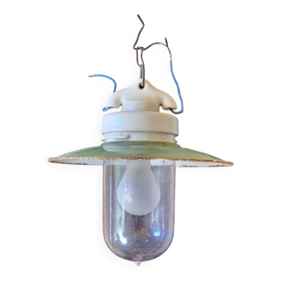 Suspension industrielle 1950