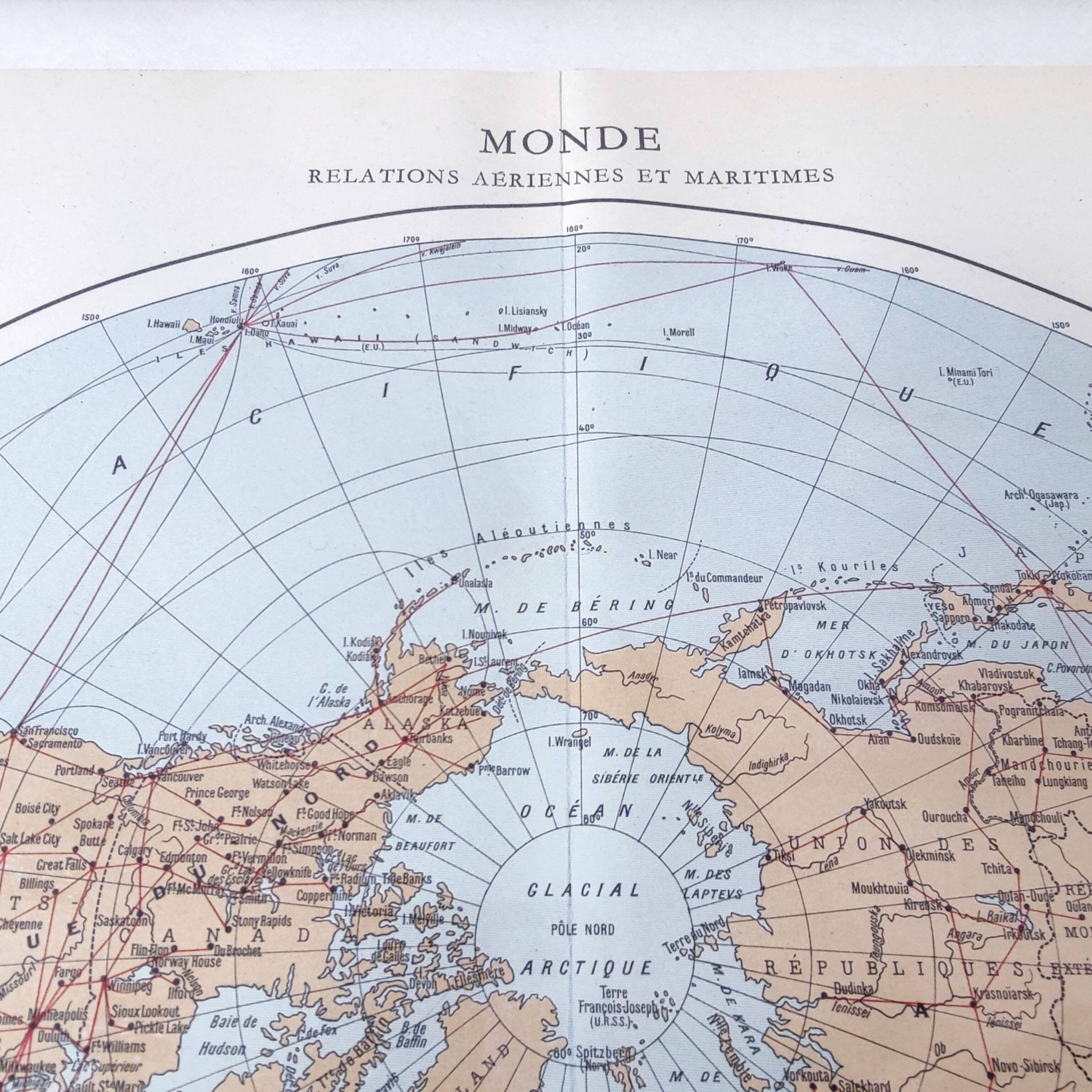 World map, planisphere, vintage air and sea routes from 1950.
