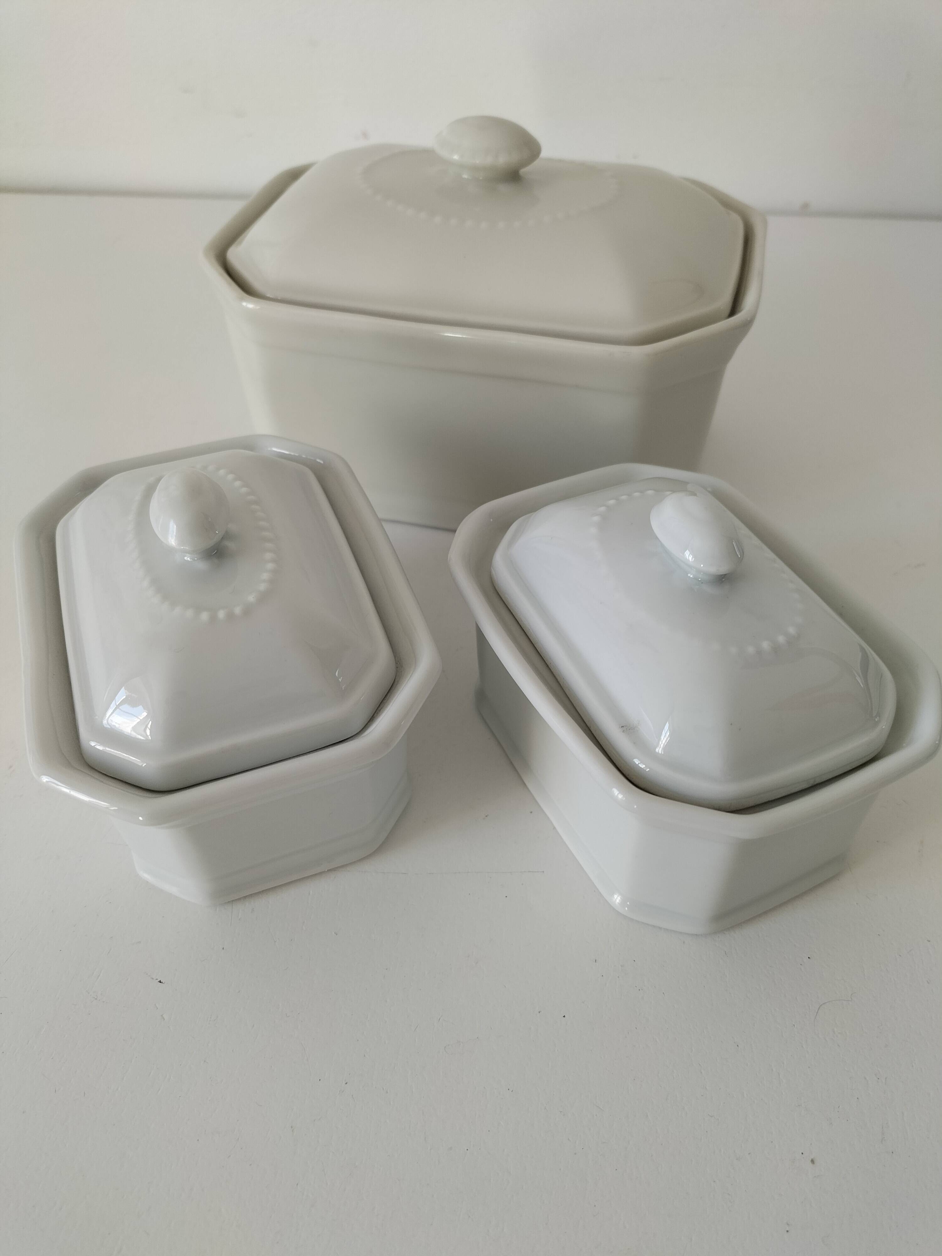 Trio de terrines Apilco porcelaine modèle perlé