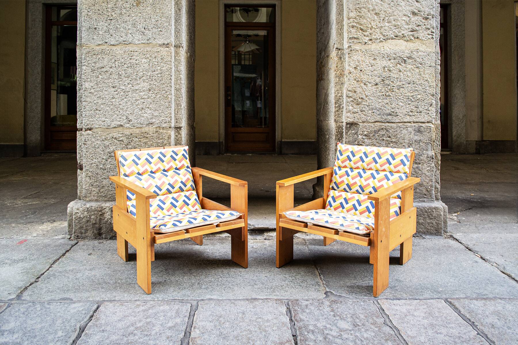 Poltroncina in legno di faggio Crate 1  by Gerrit Thomas Rietveld, 1980s
