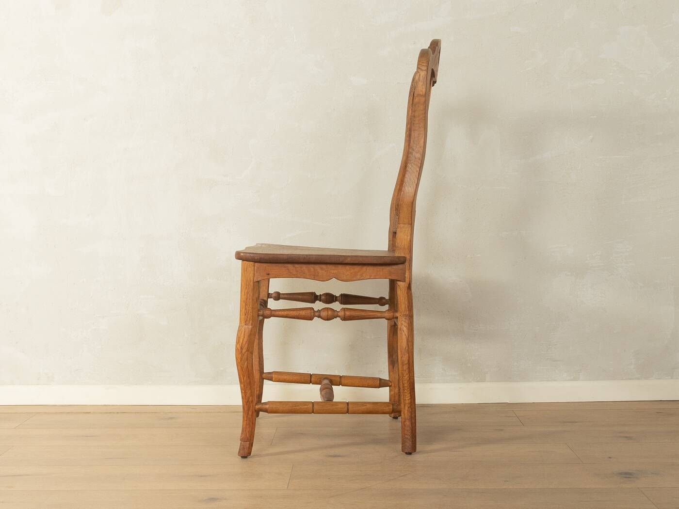Ensemble de sièges antiques
