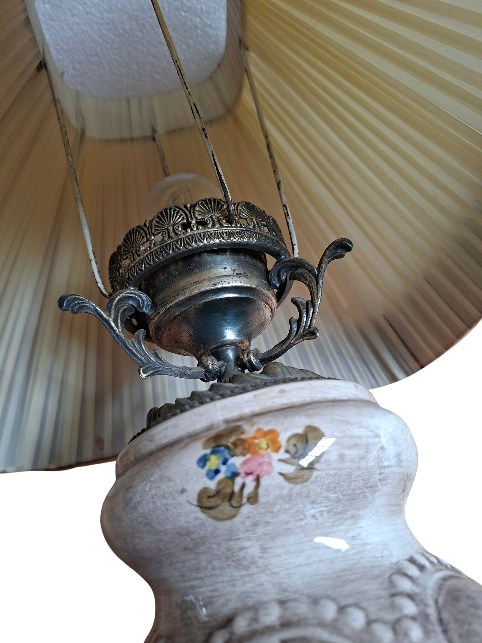 Lampada da Tavolo Vintage in Ceramica dipinta a mano e Velluto Bordeaux