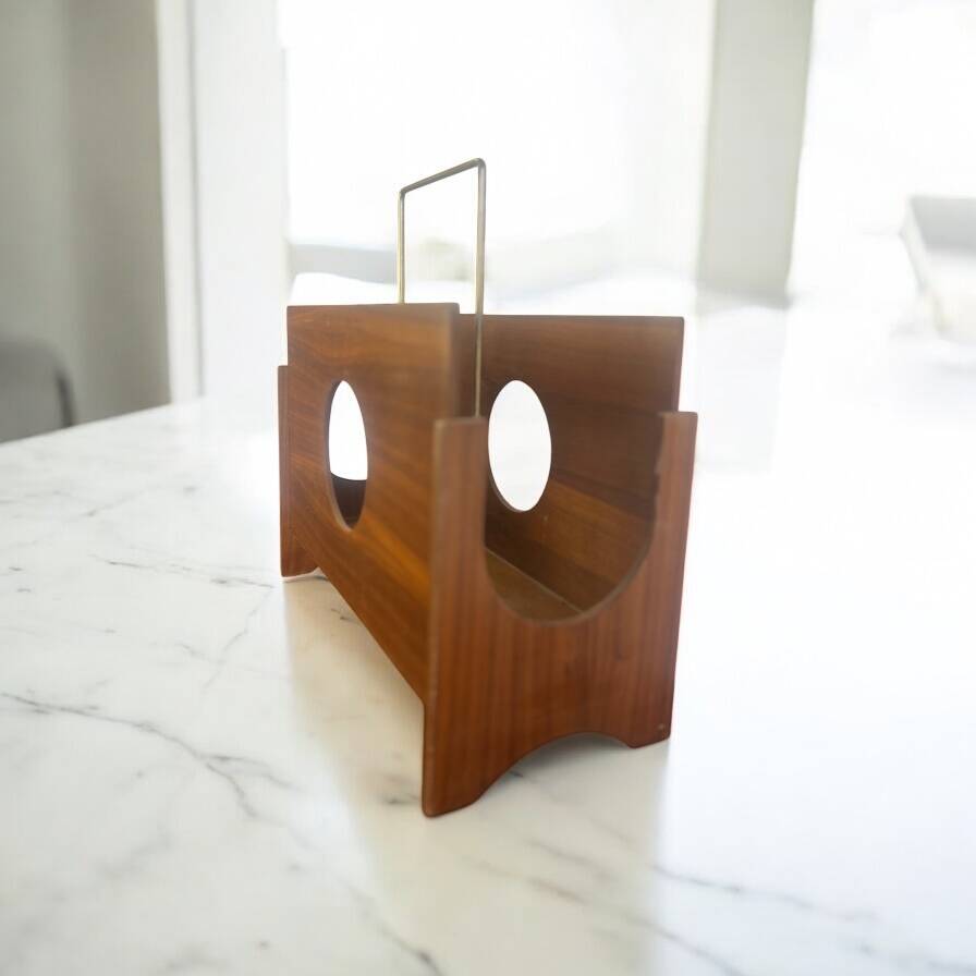 Vintage wooden magazine rack/magazine rack