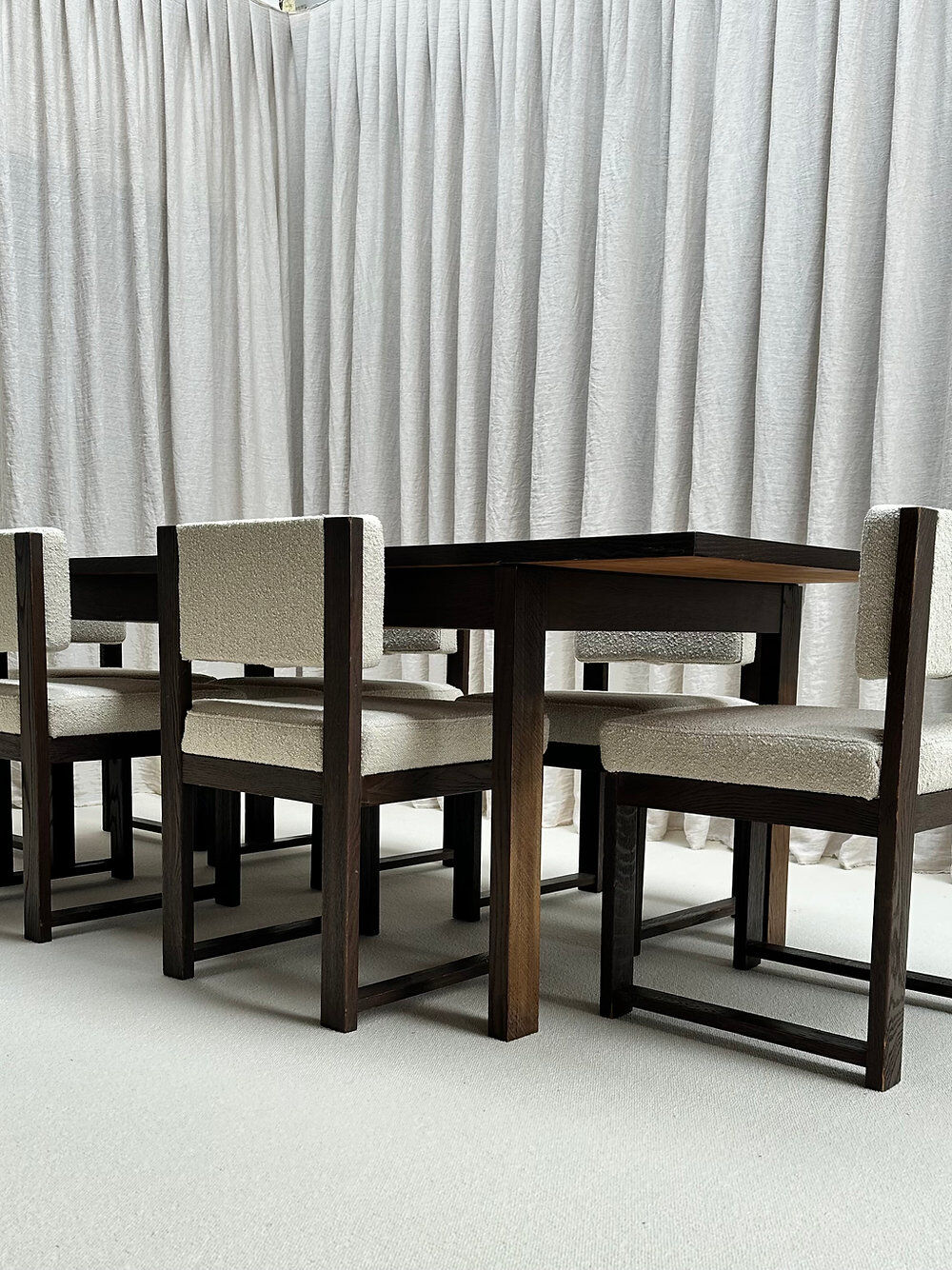 Dining set with 6 chairs and table, Roger Vanthournout, Aurora, Izegem, Belgium, 1970s.