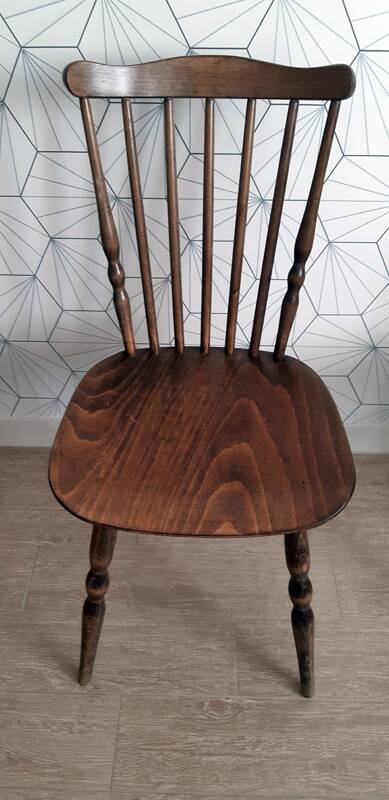 Série de 4 chaises signées Baumann modèle « Tacoma » années 60.