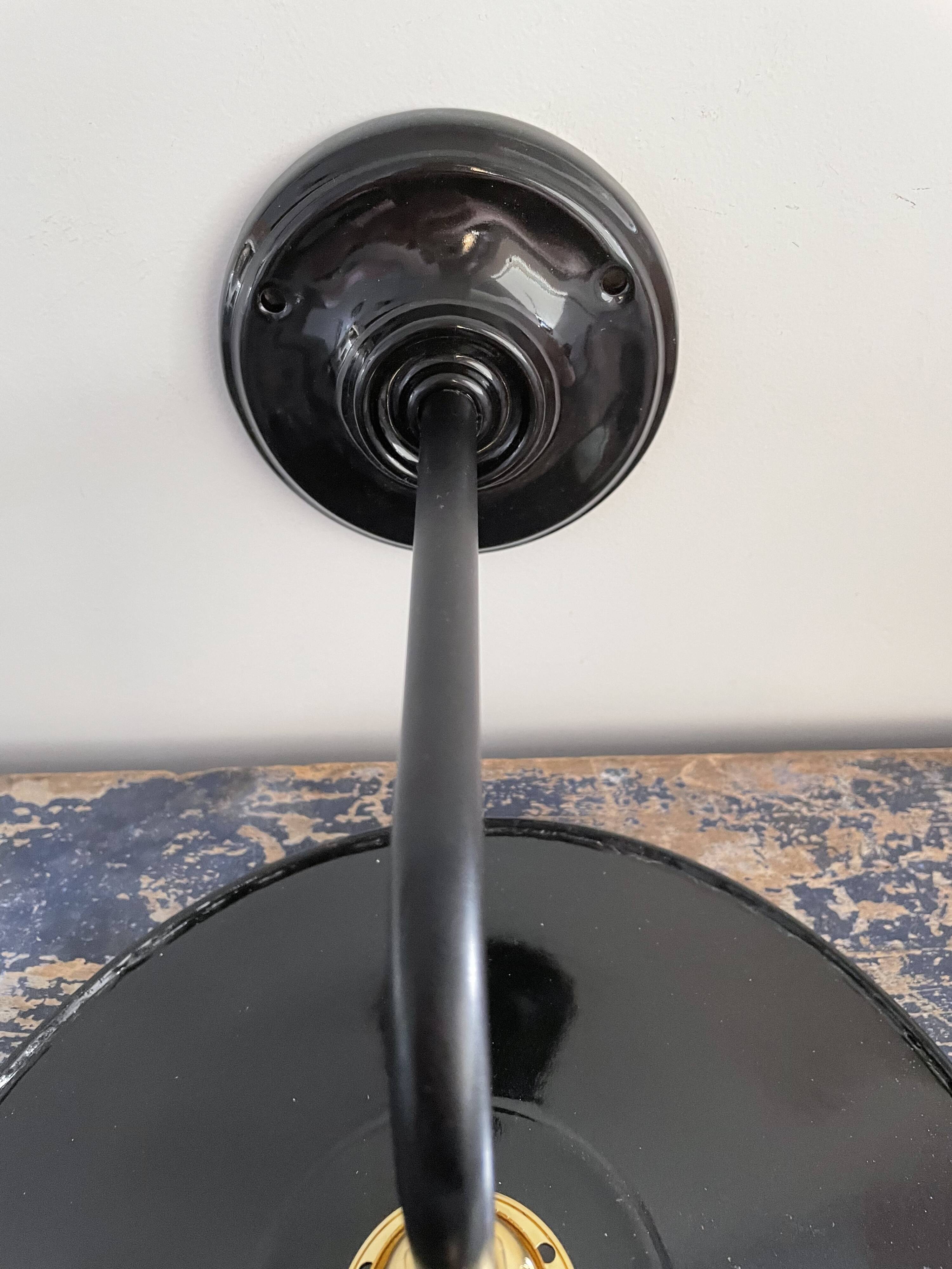 Vintage wall lamp in black enamelled sheet metal electrified to nine