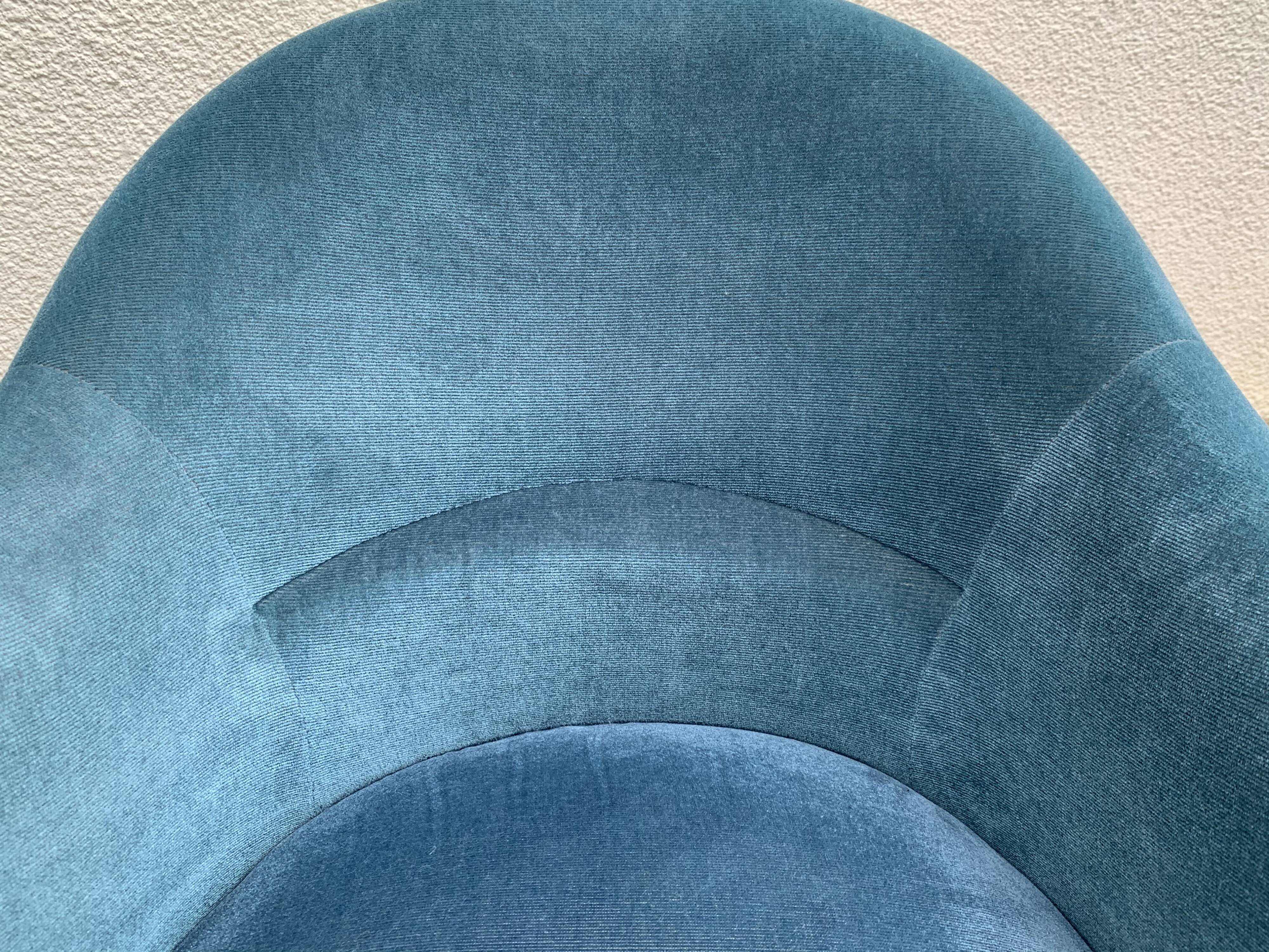 Pair of armchairs toad and rest feet 1970