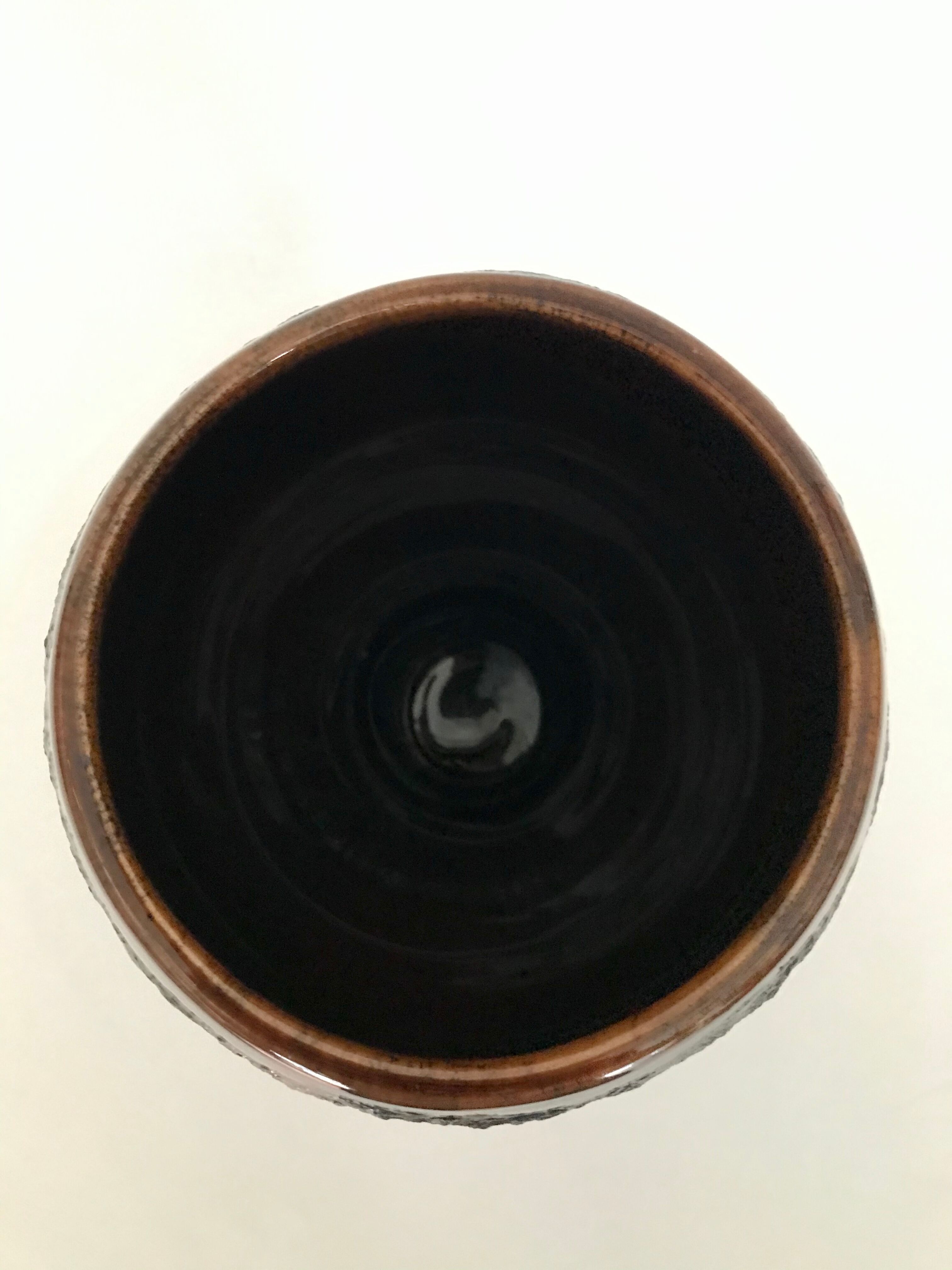 Vase chalice with covered black lava effect signed by Louis Giraud, in Vallauris, circa 1960.