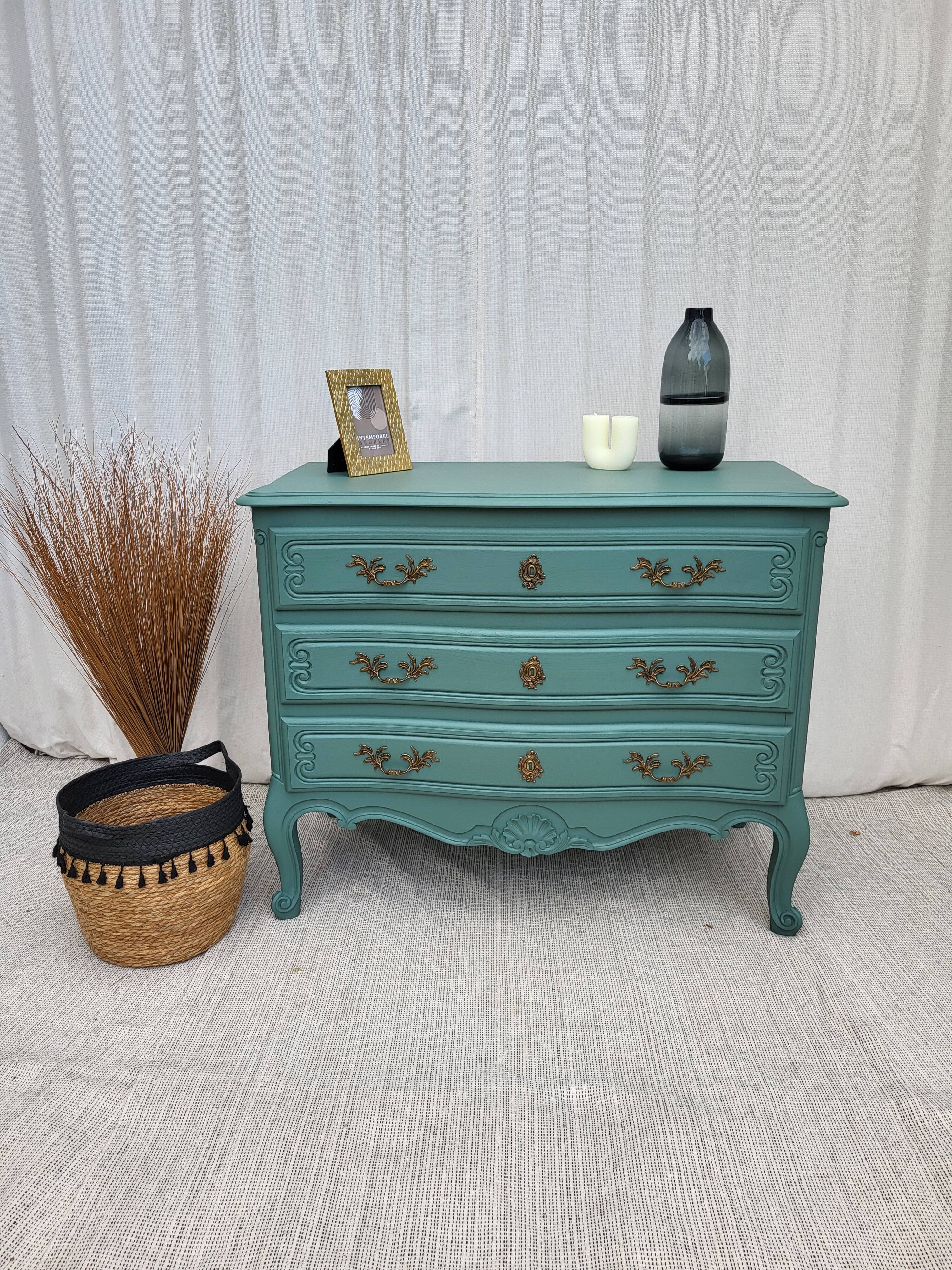 Louis XV chest of drawers