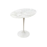 Round pedestal table in aluminium marble and white Rilsan Eero Saarinen (1910-1961), Edition Knoll