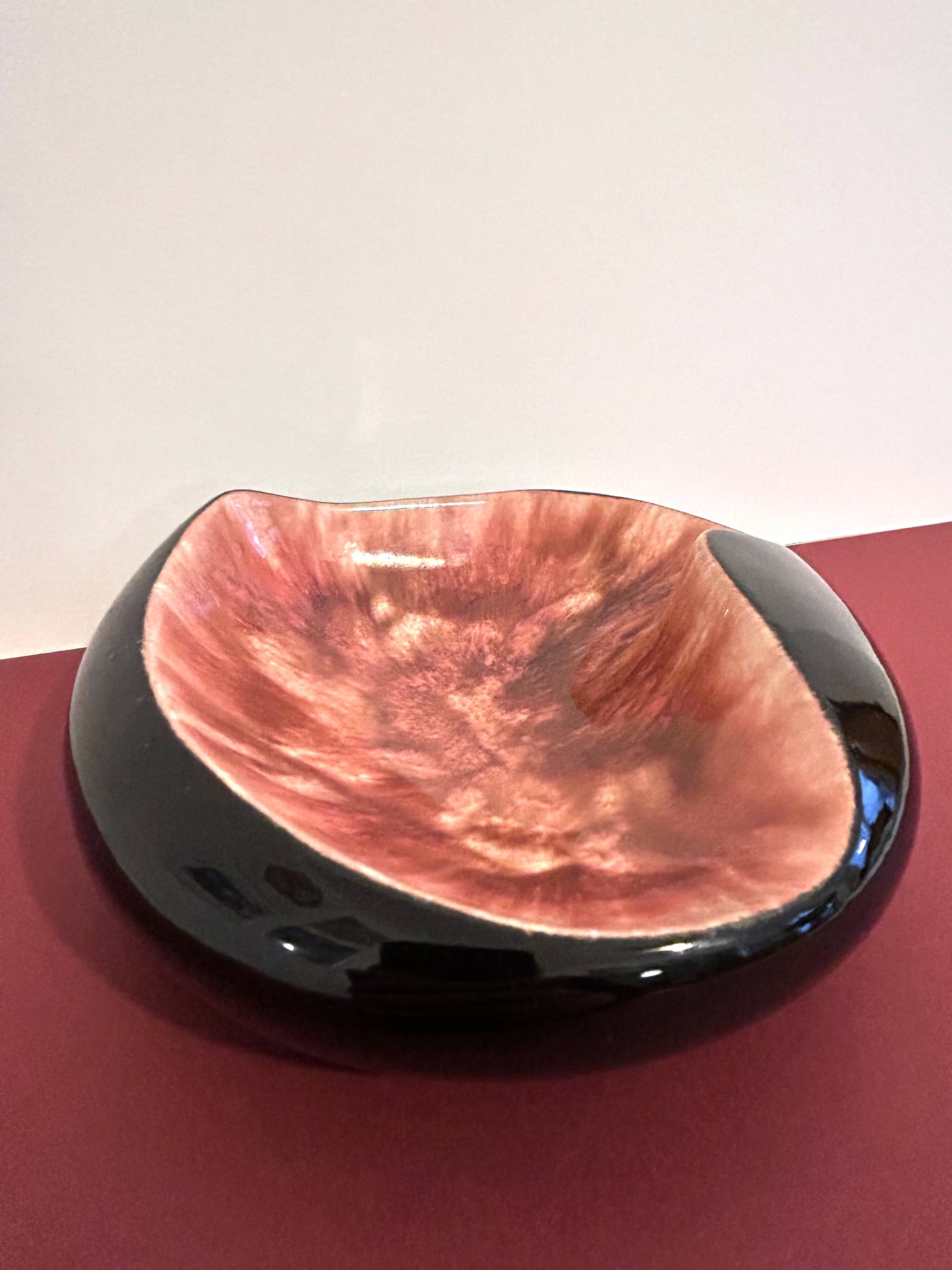 Ceramic ashtray