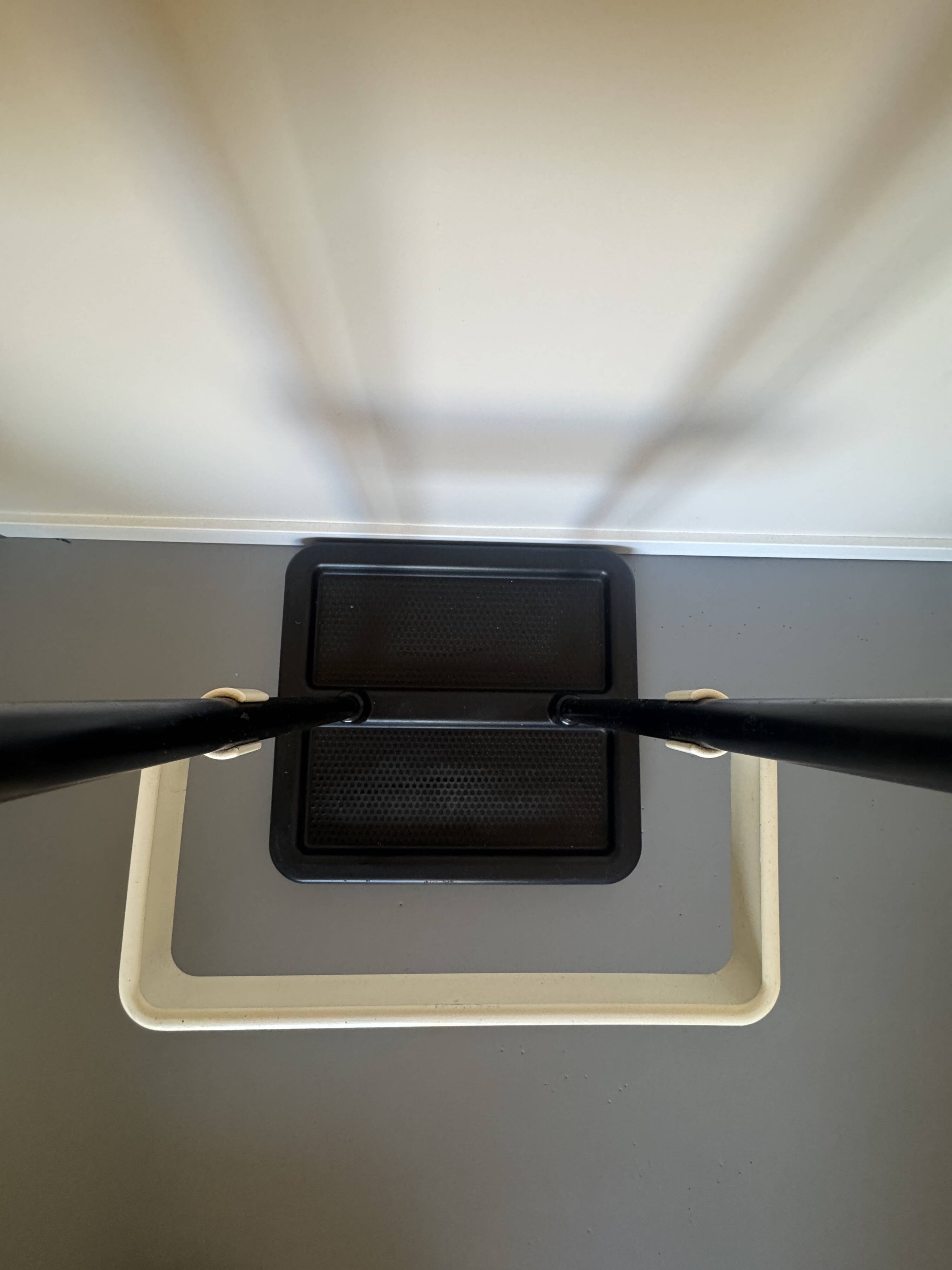 Coat rack Manade signed by Jean-Pierre Vitrac