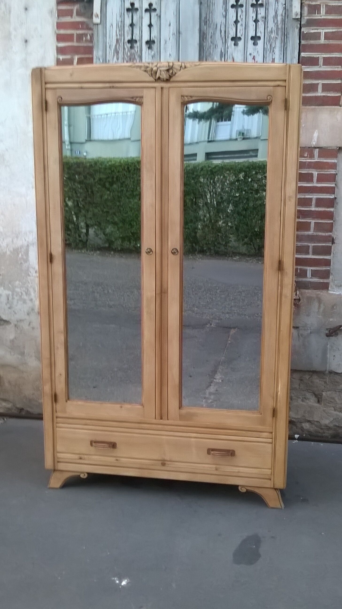 Parisian wardrobe 30s