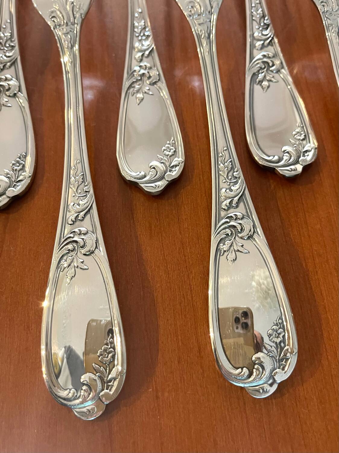 Ercuis Fontenoy 41-piece cutlery set, new condition