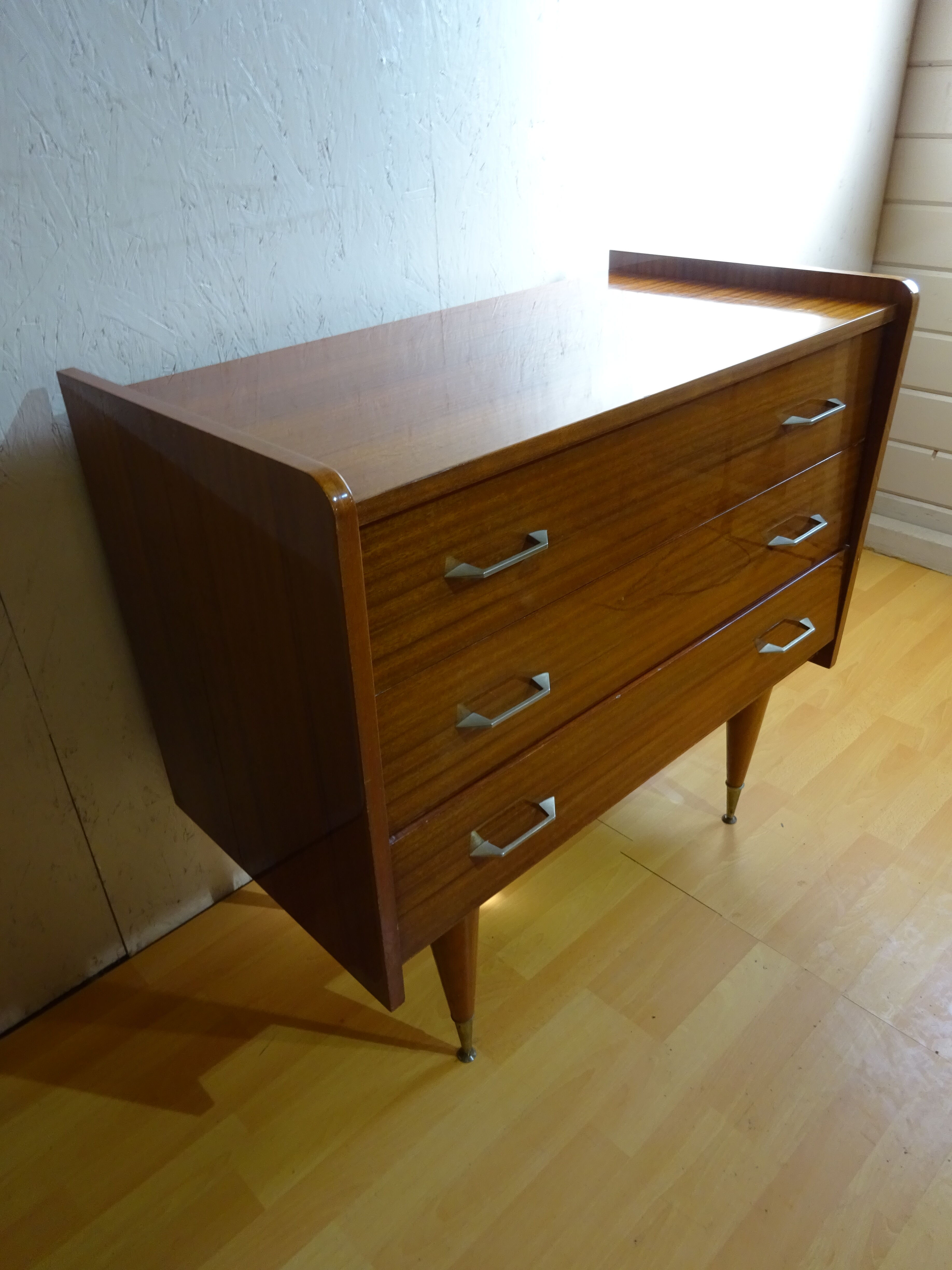 Vintage dresser