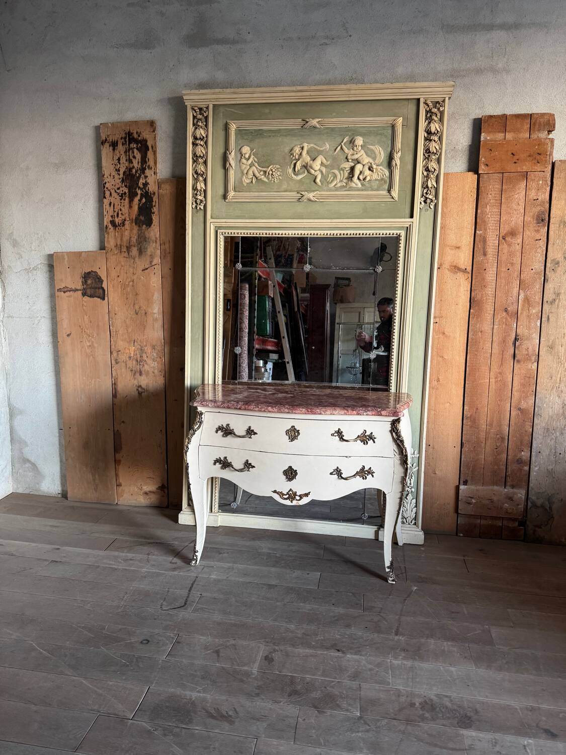 Louis XV style chest of drawers stamped Delorme