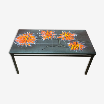 Table basse vintage plateau céramique décor fleurs orangées sur fond gris