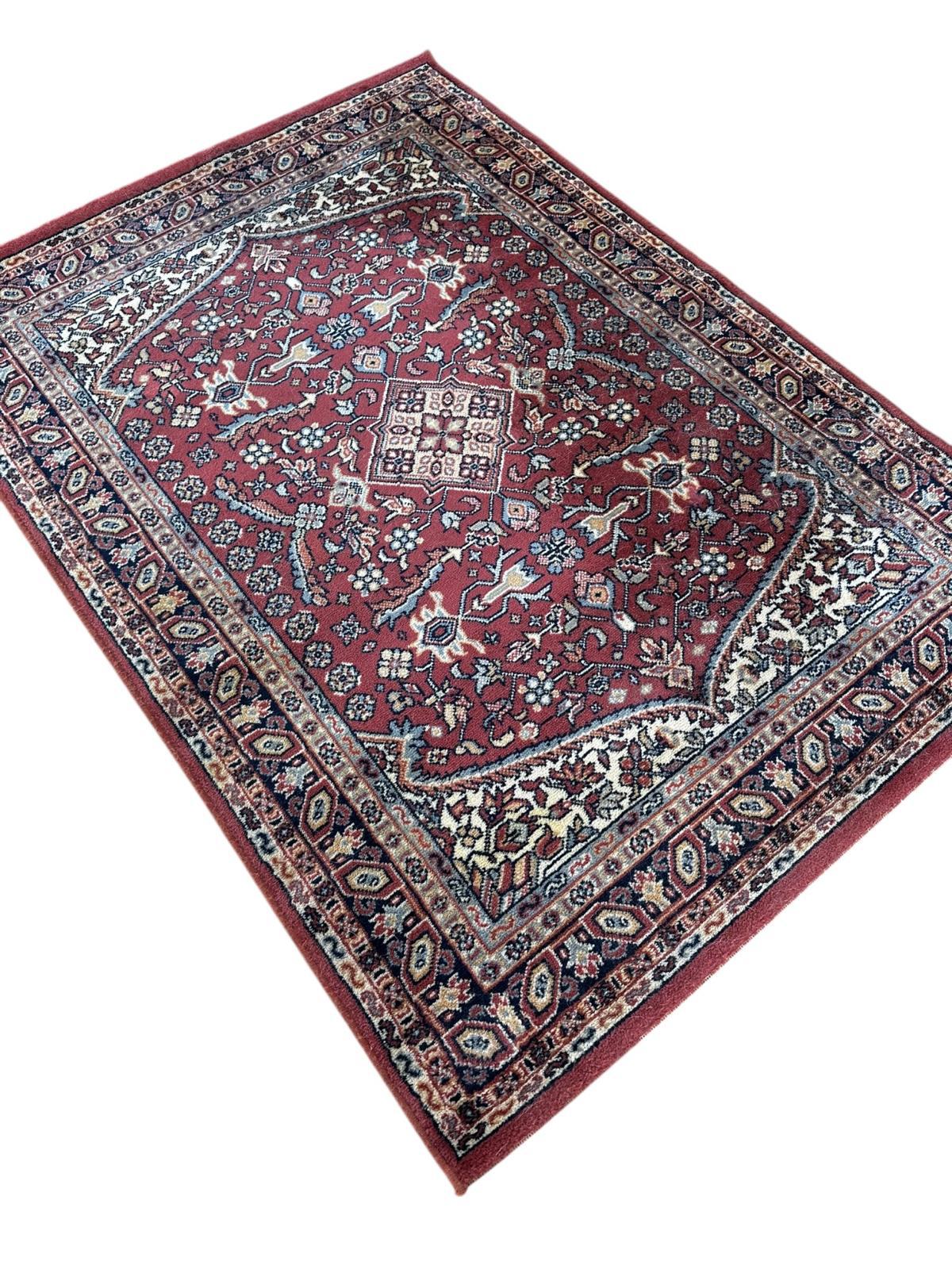 Oriental style rug 120cm x 170cm