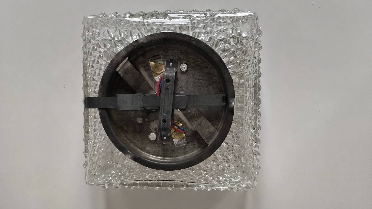 Plafonnier en verre ciselé des années 60