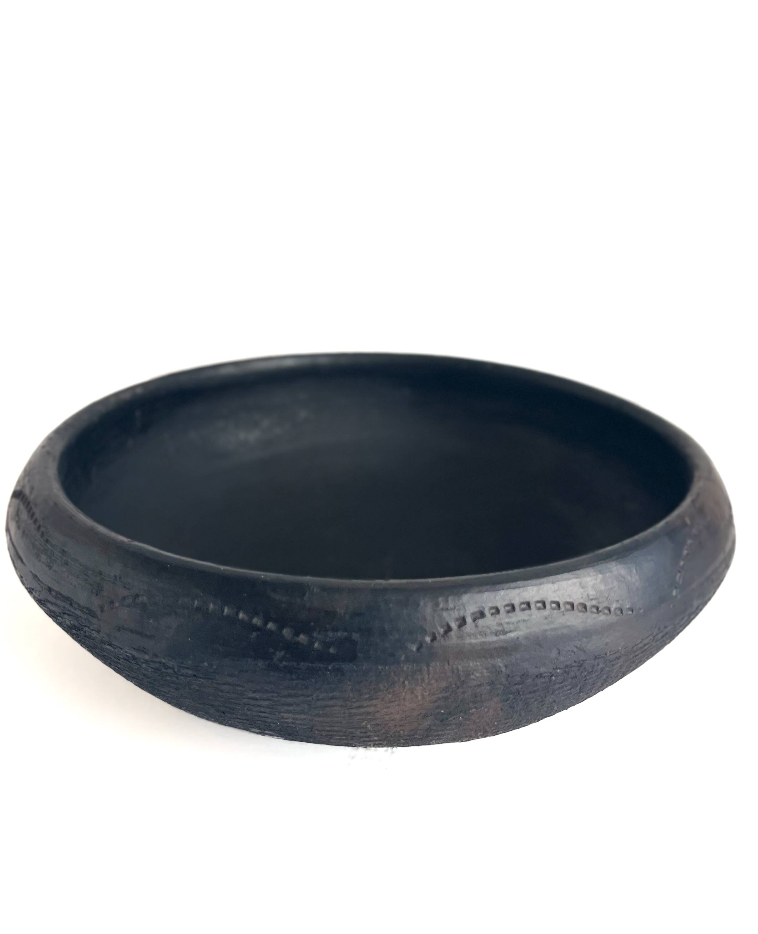 Plat Abron "Kânâh" in smoked terracotta | Ø 31cm diameter