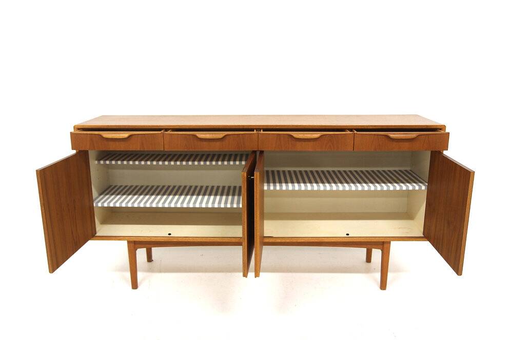 Scandinavian oak sideboard "Reno", Bertil Fridhagen, Bodafors, Sweden, 1960