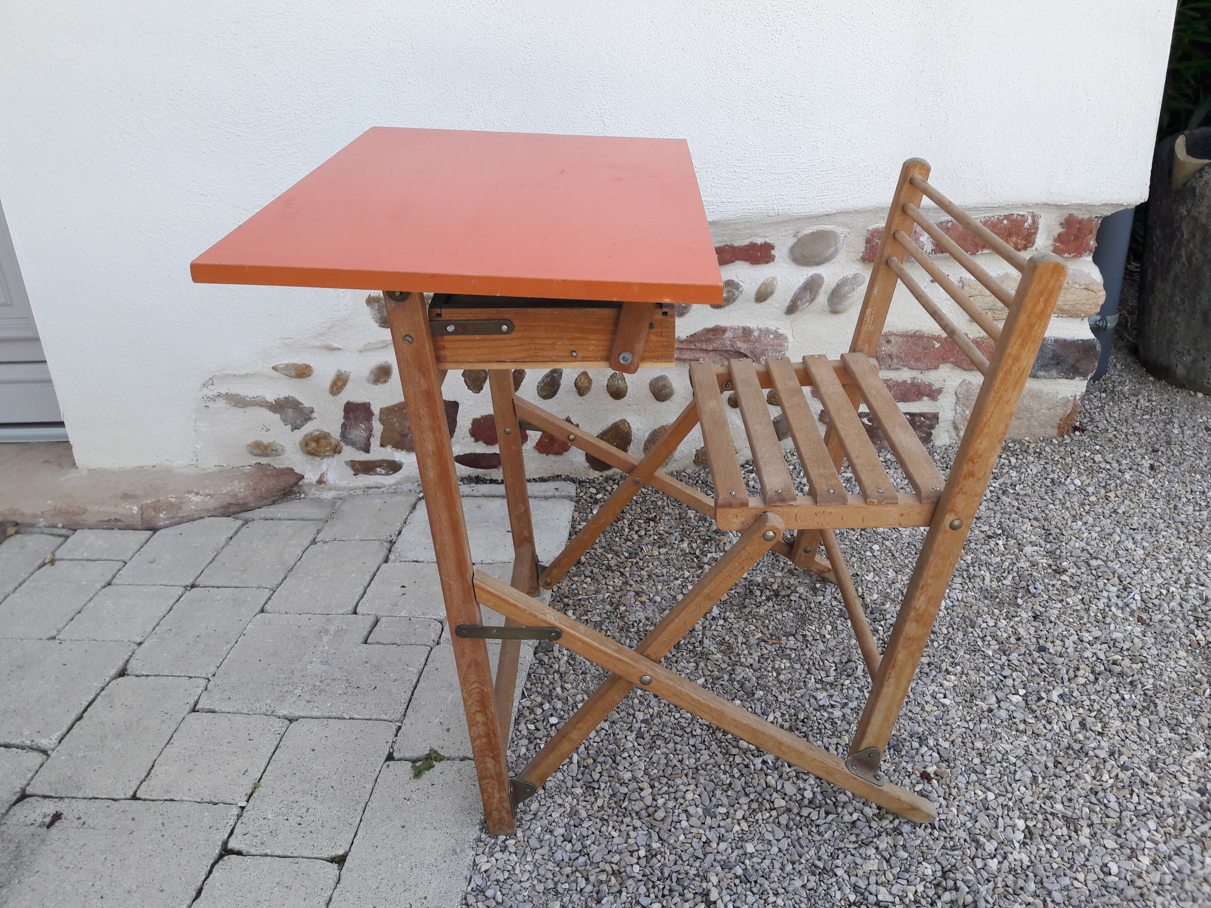 Bureau enfant pliant