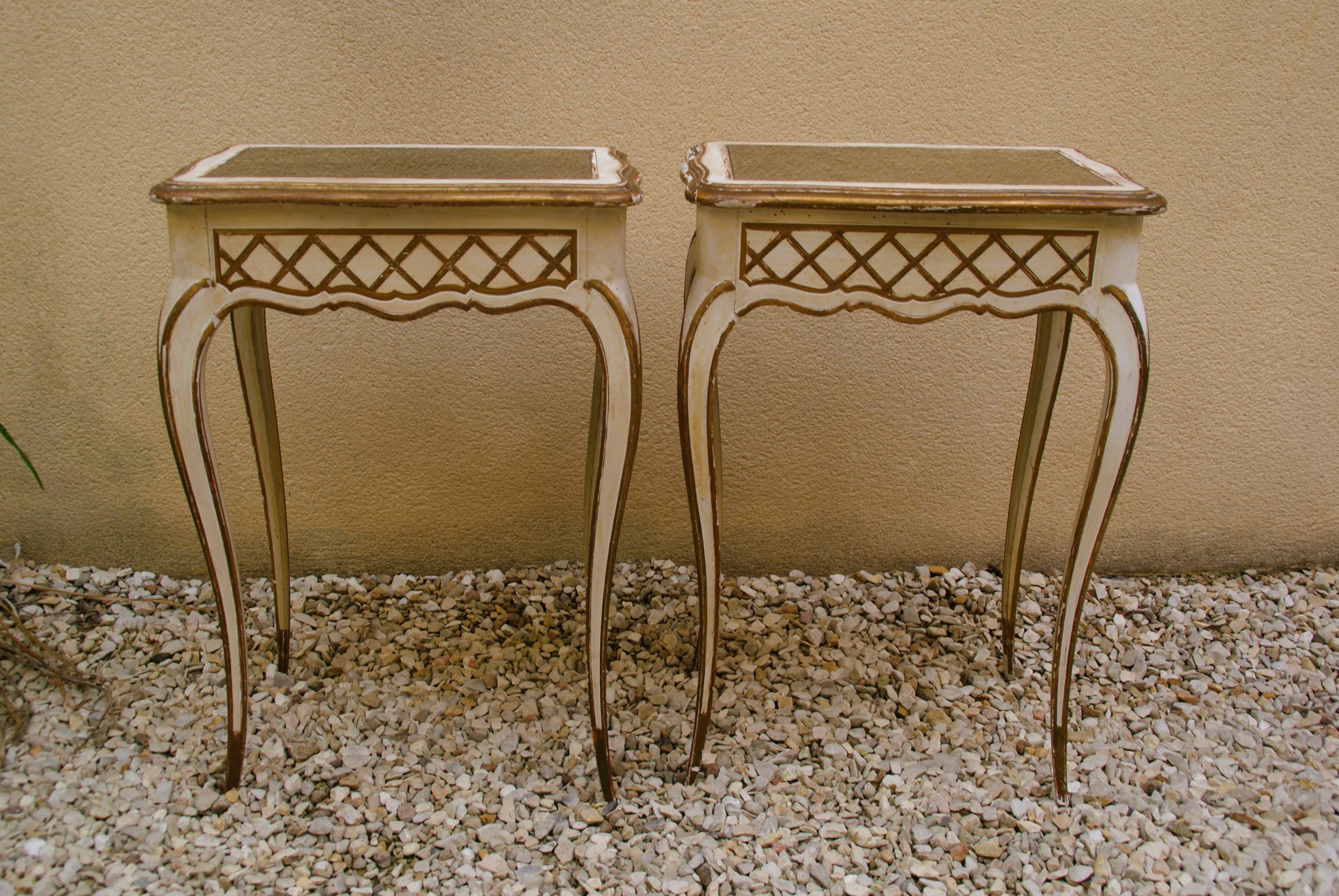 Pair of small tables 1900 in Louis xv style