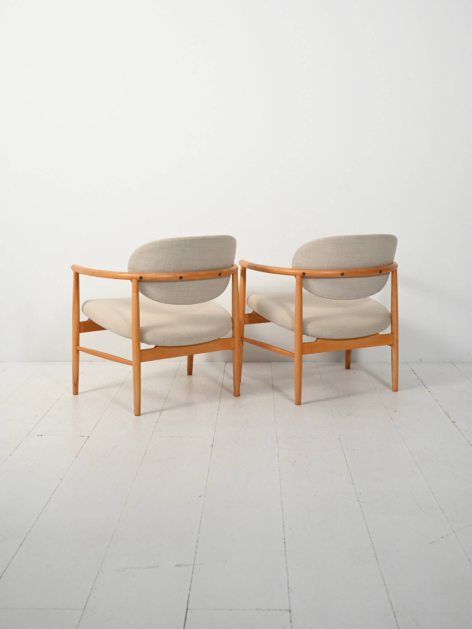 Paire de fauteuils "Pluto" par Alf Svensson