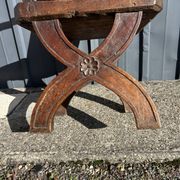 Fauteuil ancien en chêne , haute Epoque