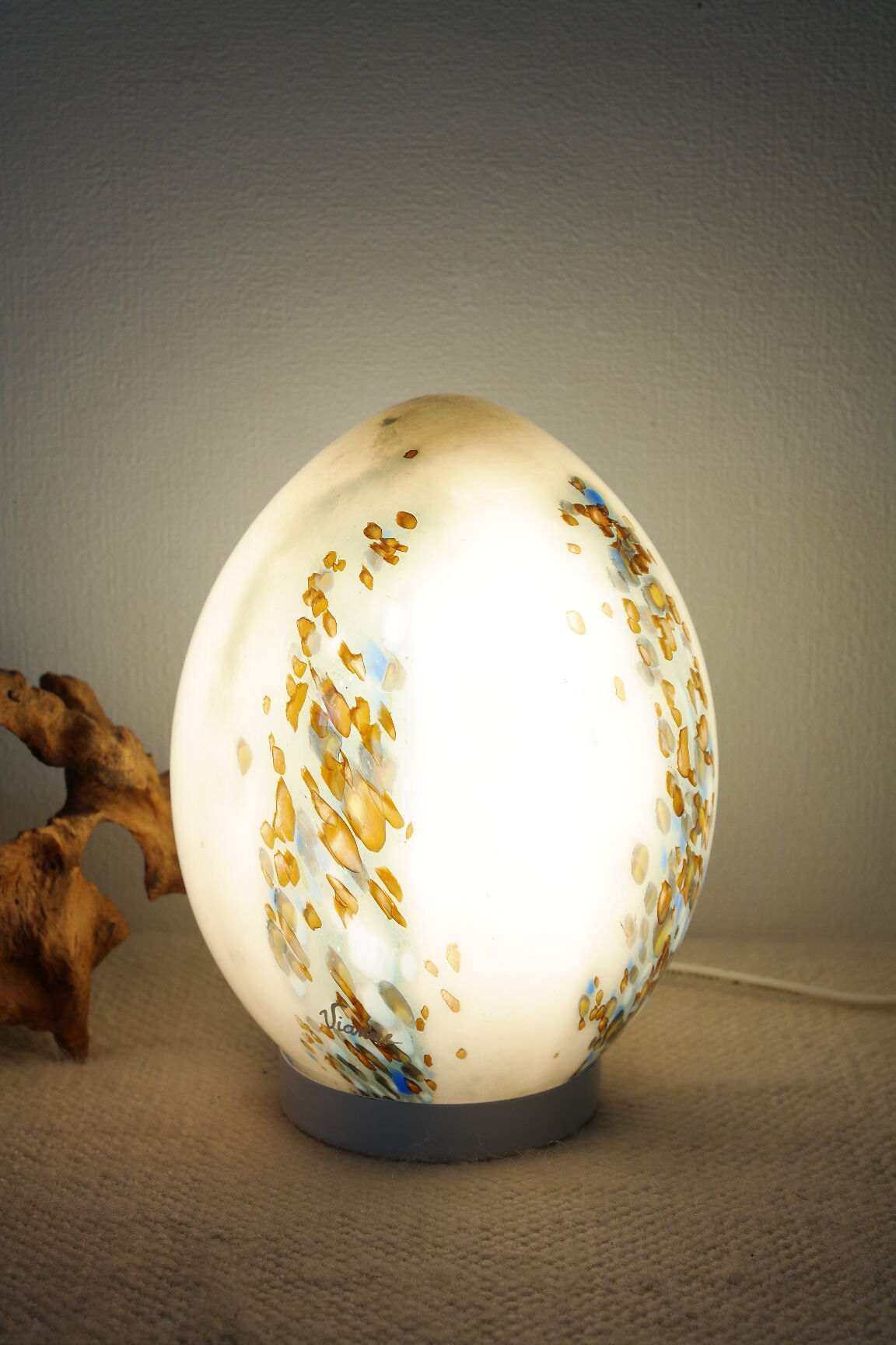 Vintage Vianne glassware opaline egg lamp